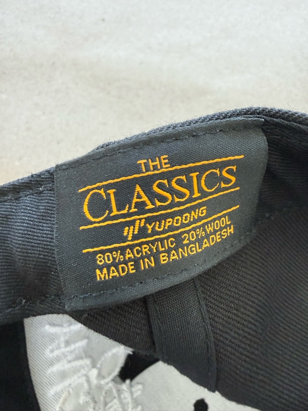 The Classics Yupoong — Peso Pluma Concert Black Snapback Hat — Size OS - Picture 6 of 9